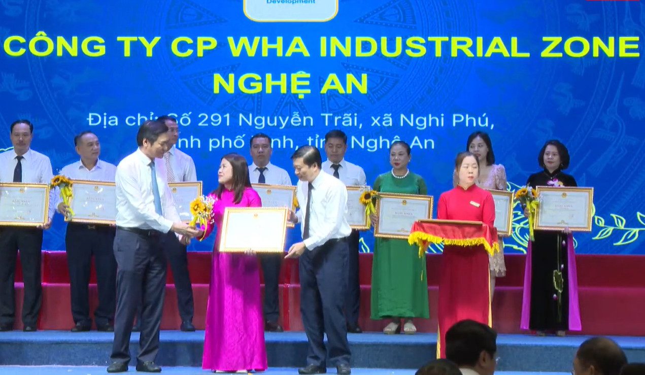 WHA Industrial Zone JSC receives Certificate of merit for outstanding Enterprises of Nghe An Province in 2023