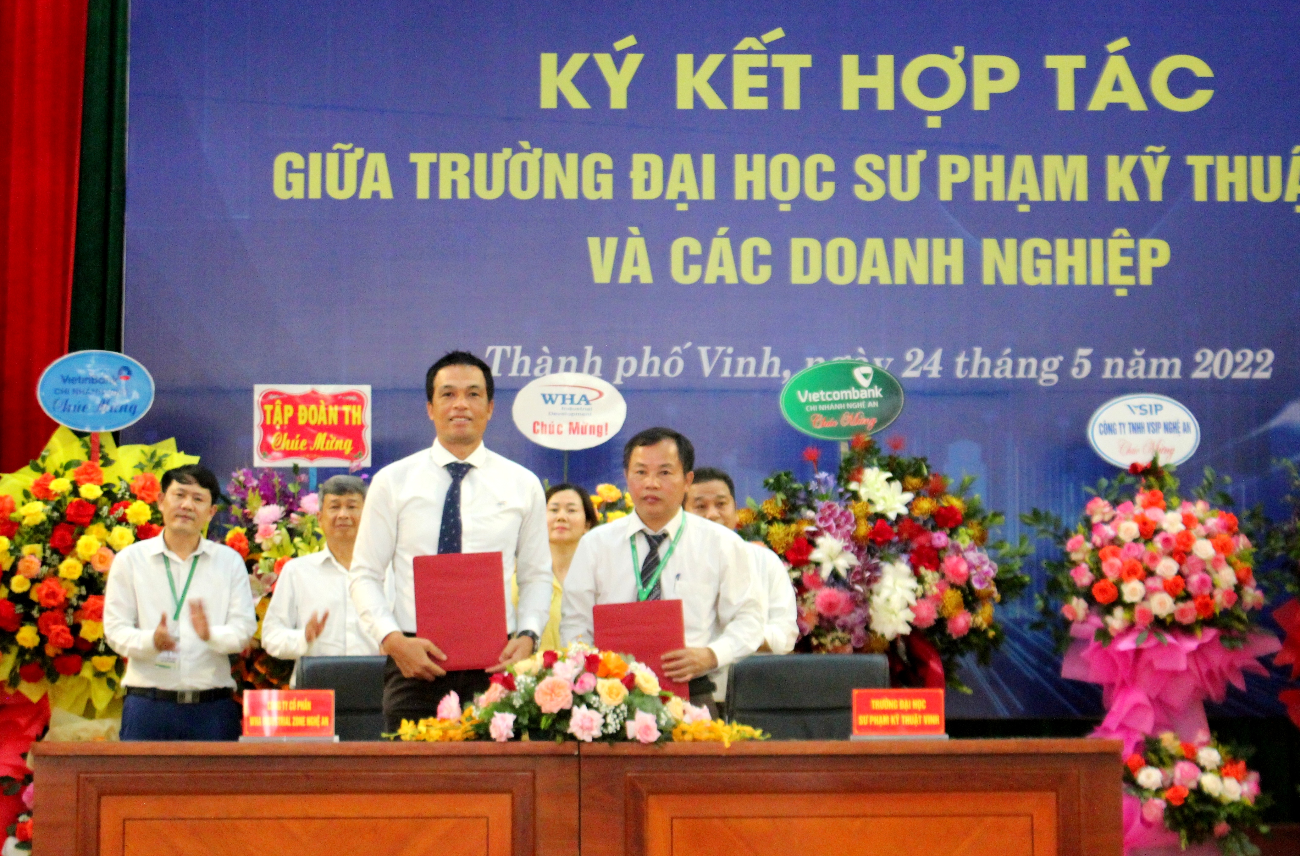 WHA Industrial Zone Nghe An JSC Signs MoU with Vinh University of Technology Education for Academic Cooperation on Training and Recruitment
