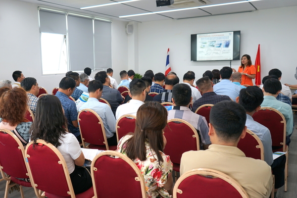 Delegation and Enterprises from Ho Chi Minh City and other provinces survey investment environment in WHA Industrial Zone 1 - Nghe An