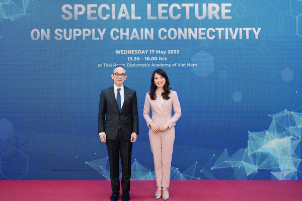 WHA Group CEO Gives Special Lecture on Supply Chain Connectivity in Hanoi, Vietnam