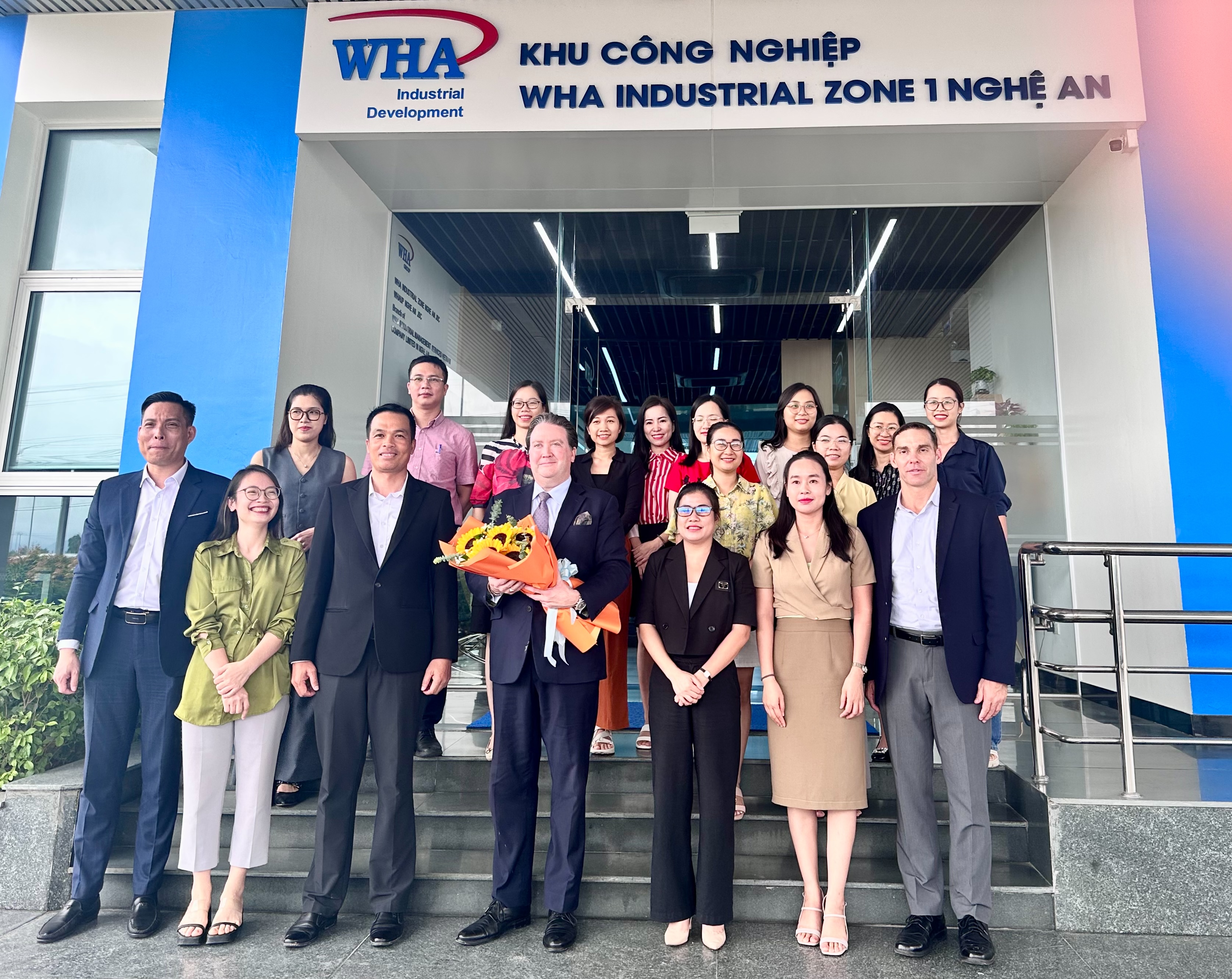 US Ambassador visits WHA Industrial Zone 1 – Nghe An