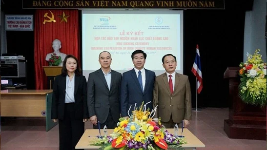 WHA Industrial Zone Nghe An and Vietnam – Korean Industrial Technology College Sign Collaborative Agreement